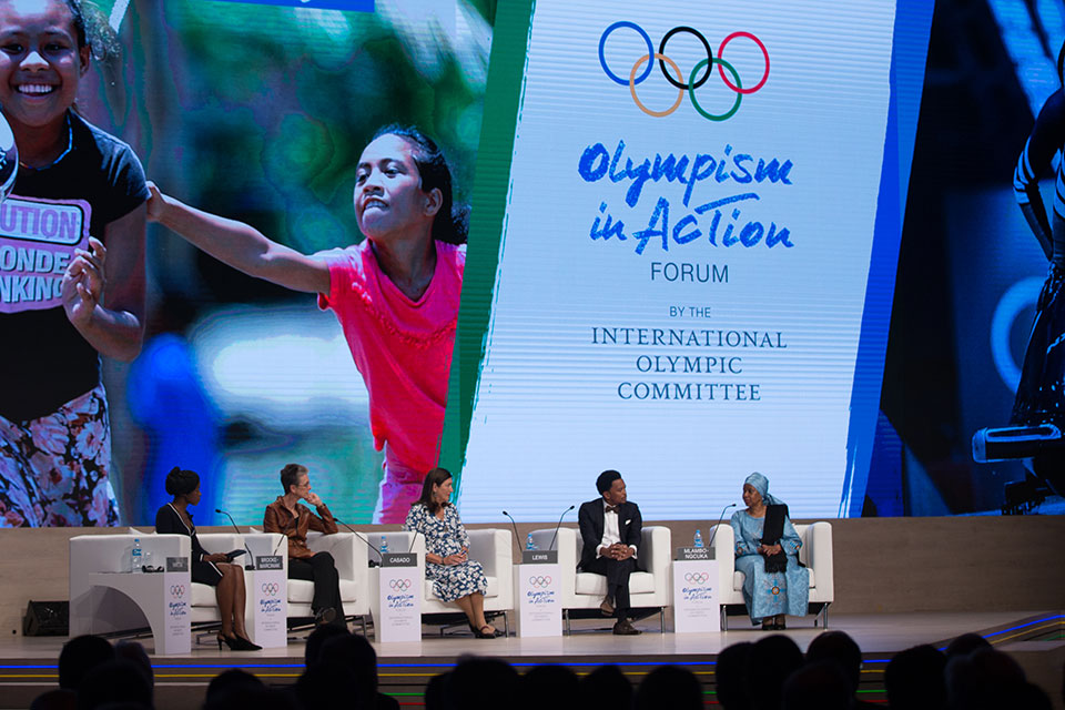 UN Women Executive Director Phumzile Mlambo-Ngcuka participates in the session on "Women in Sport" at the Olympism in Action Forum in Buenos Aires.  Photo: UN Women/Rodrigo de la Fuente.