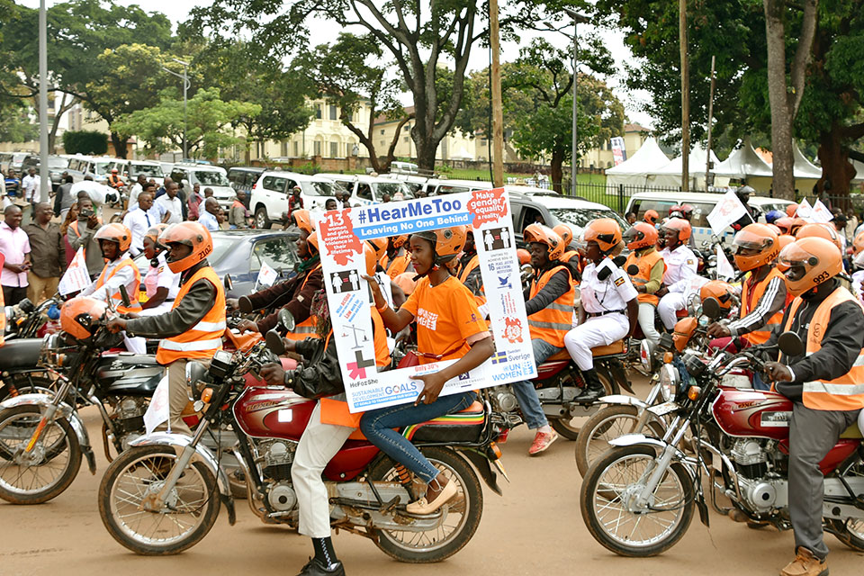 Participants in the "Safe Ride" in Kampala, Uganda. Photo: UN Women/Martin Ninsiima
