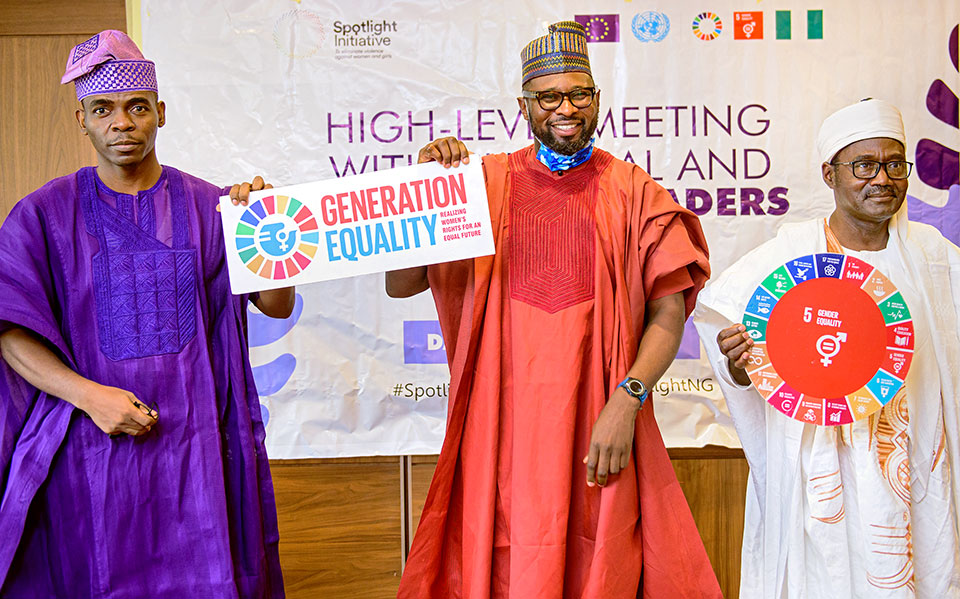 Members of the Council of Traditional/Cultural Leaders of Africa (COTLA) demonstrate their commitment to redoubling efforts to end all forms of violence against women and harmful traditional practices in Nigeria.  credit: UN Women/Faremi Olanrewaju 