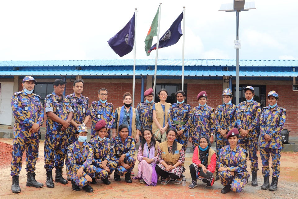 UN Women works with the Bangladesh Armed Police Battalions that serve Cox’s Bazar refugee camp. The battalions are committed to providing tailored policing services to the Rohingya community and addressing the specific needs of women and girls. Photo: UN Women.