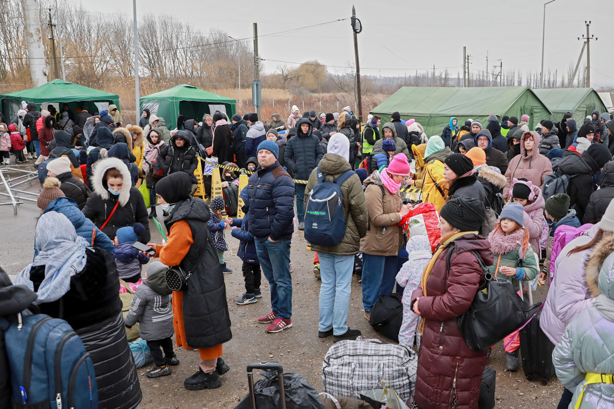 Palanca-Maiaki-Udobnoe border crossing between the Republic of Moldova and Ukraine, 1 March 2022. People flee the military offensive in Ukraine. Photo: UN Women/Aurel Obreja