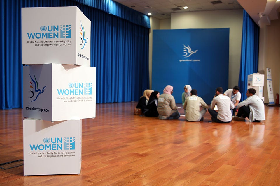 Jordanian youth participate in discussions on gender and gender roles  as part of a campaign by Generations For Peace in partnership with UN Women Jordan. Amman, Jordan, September 2019. Photo: Generations for Peace/Ahmad Albakri.