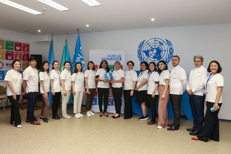 Meeting with the UN Women Kazakhstan team at UN House. Photo: UN Women Kazakhstan/Marat Kurakov