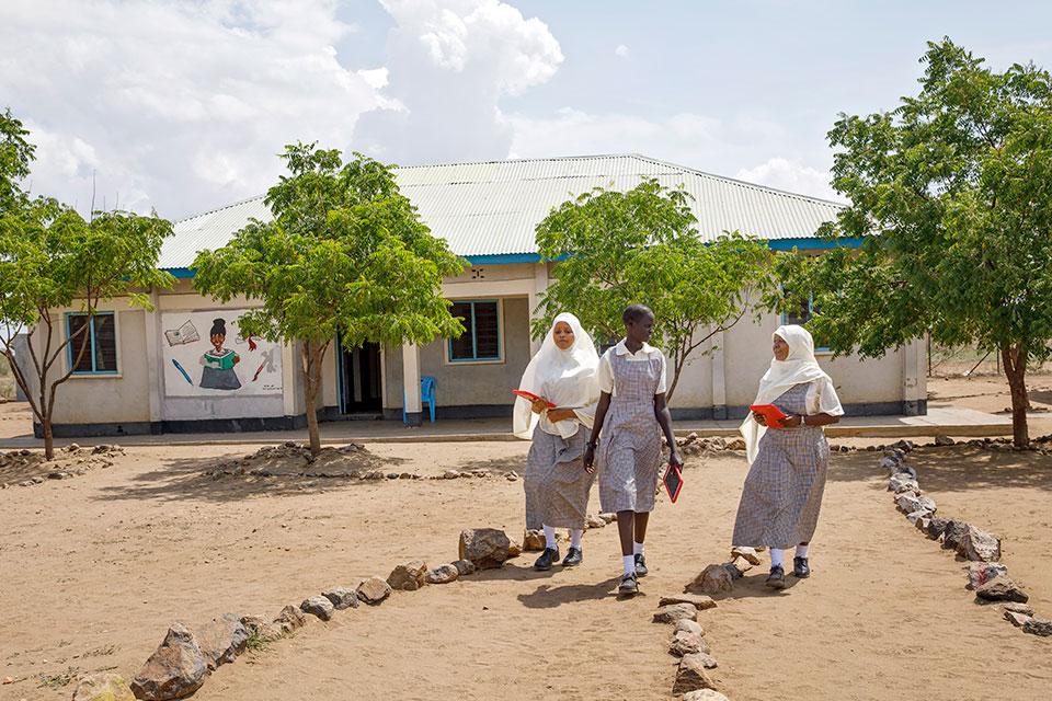 Students on the grounds of the Angelina Jolie Primary School in Kakuma refugee camp, Kenya. Photo: UN Women/Ryan Brown