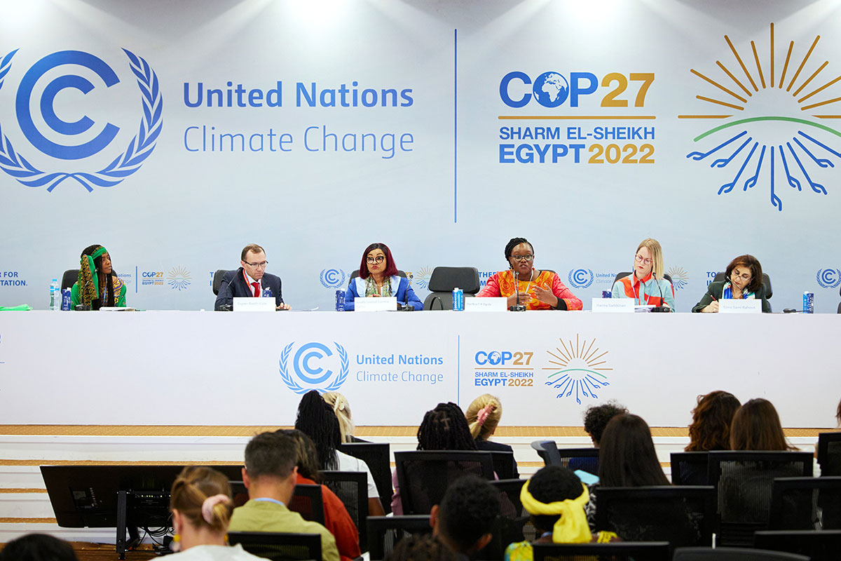 Scene from the panel at the COP27 event "Nordic & African Leaders: Why Gender is Key to the Green Transition" on 15 November 2022. From left to right: moderator Chika Oduah; Espen Barth Eide, Minister of Climate and Environment, Norway and Chair of the Nordic Council of Ministers; Josefa Leonel Correia Sacko, AU Commissioner for Agriculture, Rural Development, Blue Economy & Sustainable Environment, African Union; Pacifica Ogola, Director Climate Programmes Coordination, Ministry of Environment and Forestry