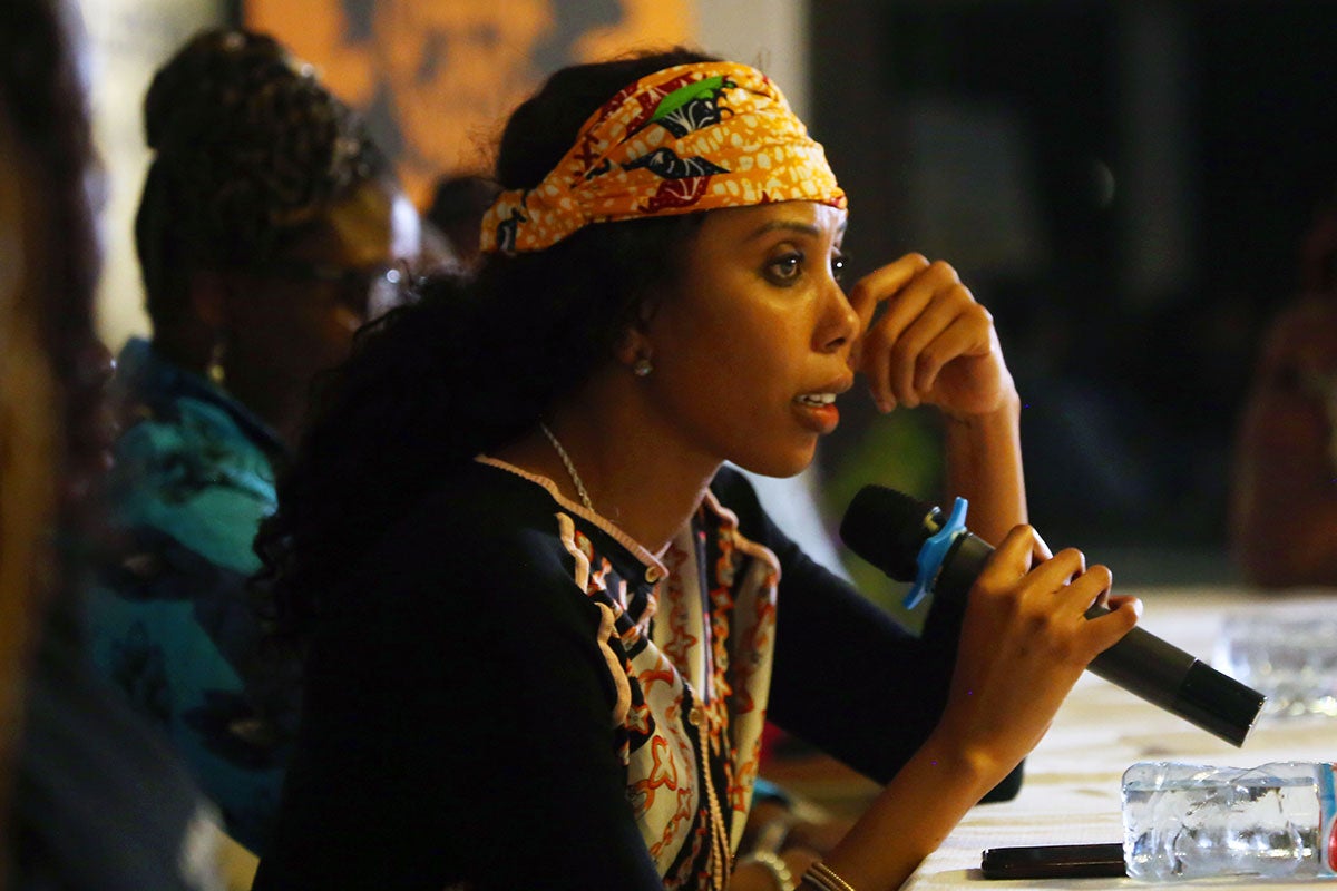 Jaha Dukureh, UN Women Goodwill Ambassador for Africa, speaks in Liberia on 21 November, 2022. Photo: UN Women/Nurudeen Sanni