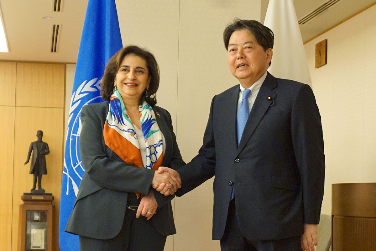 UN Women Executive Director Sima Bahous meets with H.E. Yoshimasa Hayashi, Minister of Foreign Affairs, Japan. Photo: UN Women 