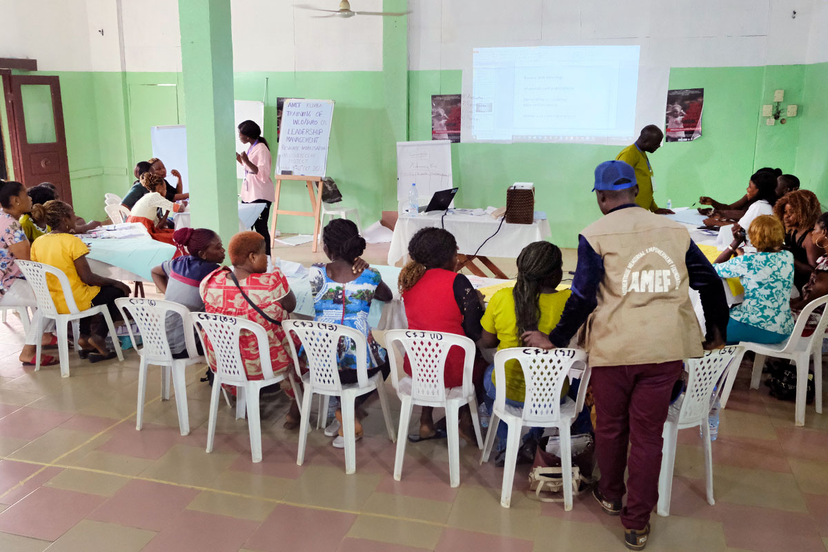 Officers from Authentique Memorial Empowerment Foundation (AMEF), a CERF partner on gender-based violence prevention and response in Cameroon, conduct a leadership management training with members of local women’s rights organizations in October 2022. Photo: AMEF.