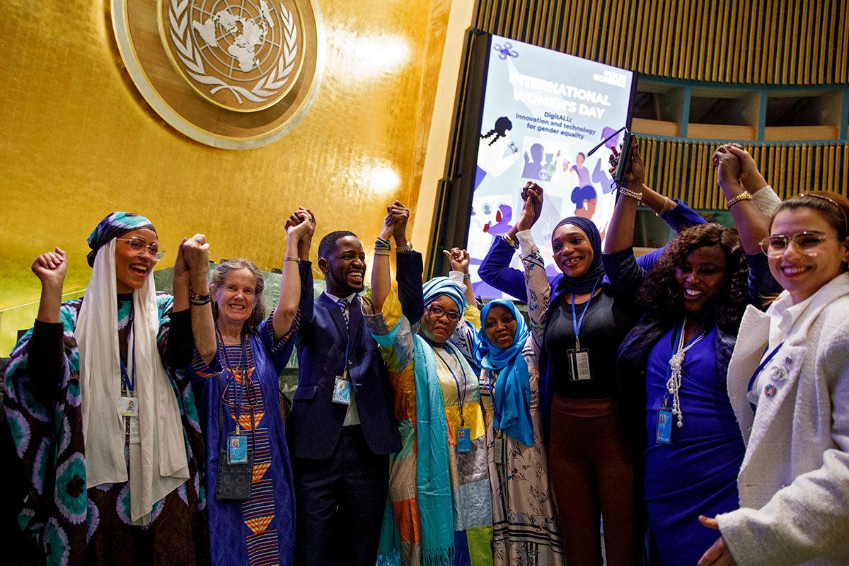 Au cours de la 67e session de la Commission de la condition de la femme (CSW67), les participants observent la Journée internationale de la femme 2023, sur le thème « Pour un monde digital inclusif : innovation et technologies pour l’égalité des sexes ». 