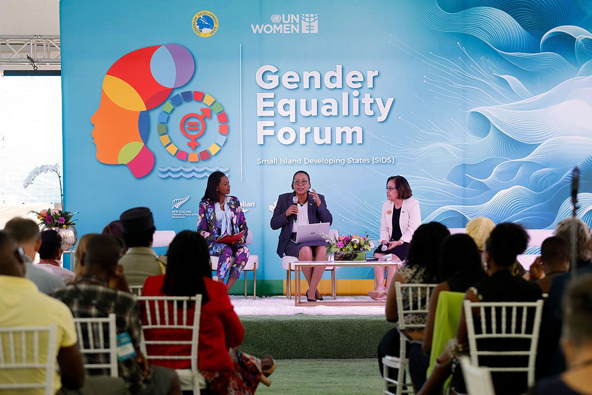 UN Women co-hosted a Gender Equality Forum from 25 to 26 May in Antigua and Barbuda, ahead of the fourth International Conference on SIDS. Photo: UN Women/Ryan Brown