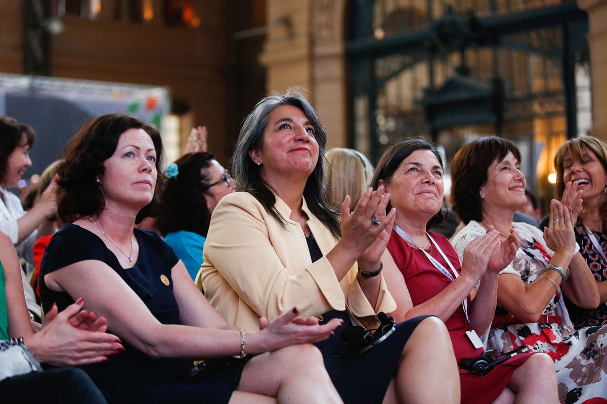 Participants during a session of “Women in power and decision-making: Building a different world,”. Held on 27-28 February in Santiago, the event was one of the major Beijing+20 events being organized around the world in 2015.