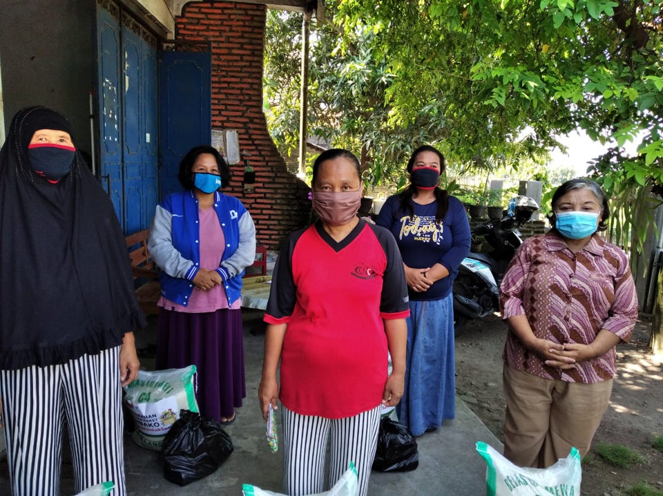 Women at Peace Village in Jetis, Central Java. Women’s groups' members have been taking central roles as community volunteers in stepping up to stop the spread of COVID-19. Photo courtesy of Wahid Foundation.