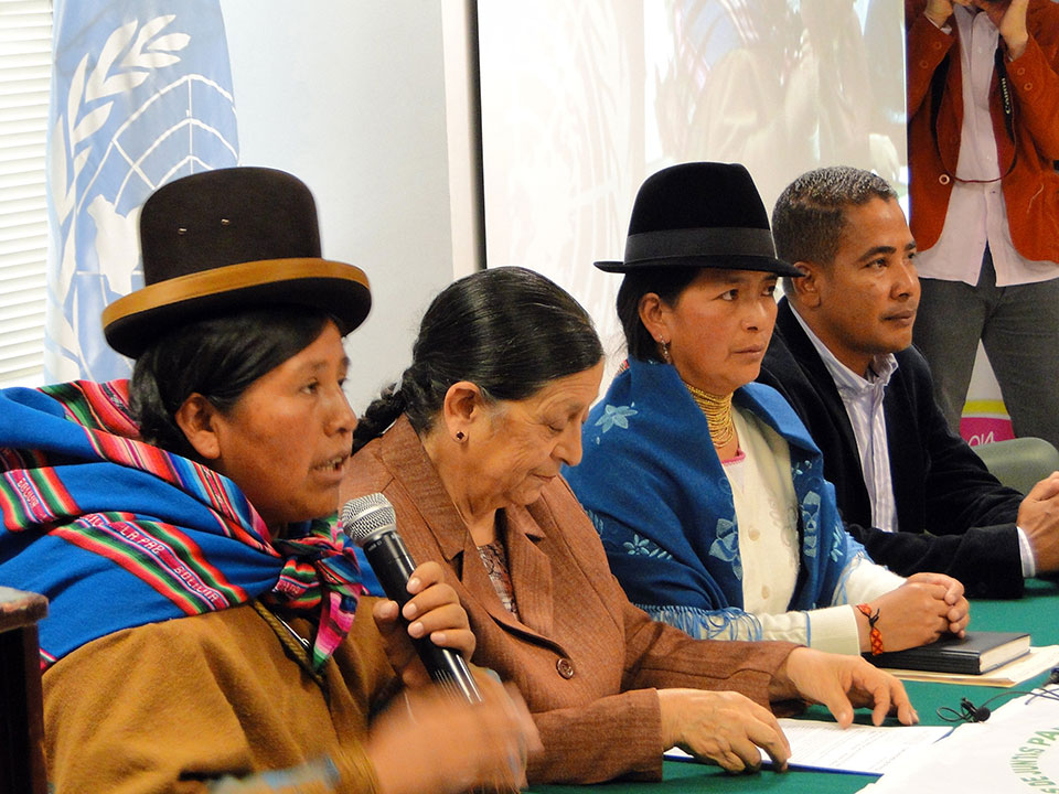 In Quito, rural women activists from Bolivia and Ecuador gathered to articulate their demands, such as better access to land, credit, training and technology. Photo: UN Women