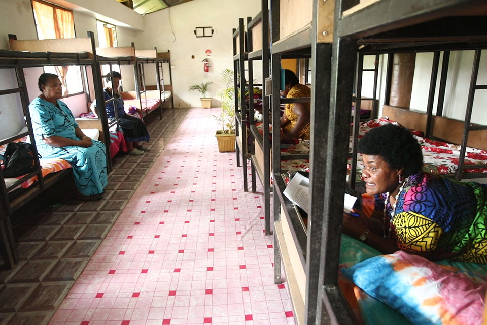Accommodation centre at Ba Market including bunk beds. Photo: UN Women/Mouna Peters