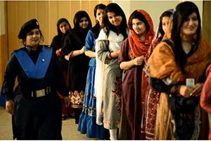 A screenshot from a 2-minute motivational video "Tum Pakistan Ki Beti Ho" (“You are the daughter of Pakistan-get up”) created by the Election Commission of Pakistan with UN Women's support 