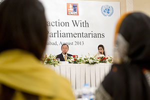 Secretary-General Ban Ki-moon participates in a round table with women parliamentarians of Pakistan.