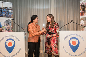 The award for outstanding national efforts to end violence against women was given to Actress Mariska Hargitay, founder of the Joyful Heart Foundation. The award was accepted on her behalf by Ms. Sukey Novogratz, board member of the Foundation. Photo credit: UN Women/Sebastian Montalvo