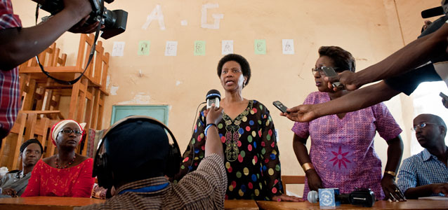 UN Women Executive Director speaks at a press conference in the Central African Republic. Photo: UN Women/Catianne Tijerina