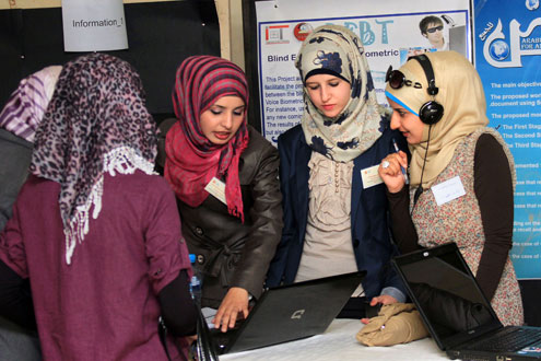 At Jordan’s Fifth National Technology Parade, university students showcased technology projects spanning renewable energy and water to robotics.  Photo: UN Women/Hamza Mazra’awi
