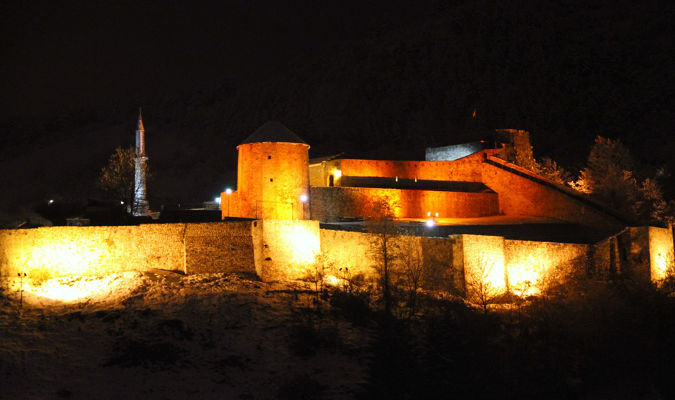 Fortress Travnik in Bosnia and Herzegovina turned orange as part of the call to end violence against women. Photo: UN Women Bosnia and Herzegovina