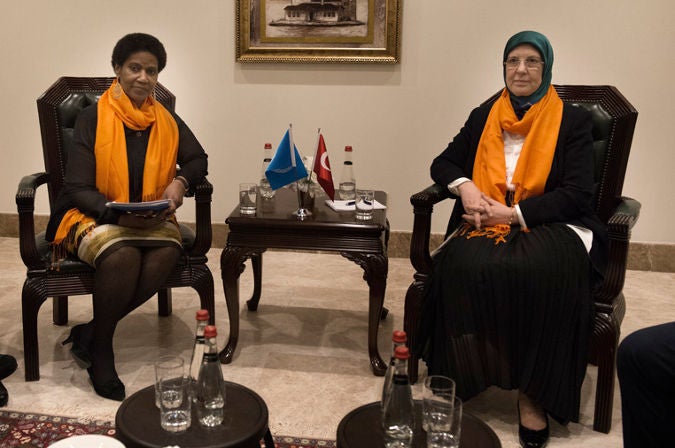 UN Women Executive Director Phumzile Mlambo-Ngcuka with Sema Ramazanoğlu, Turkey’s Minister for Family and Social Policies. Photo: UN Women/Ventura Formicone