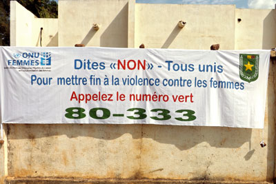 The Control Centre’s free hotline began operation in March 2014 and is available throughout Mali and around the clock.
