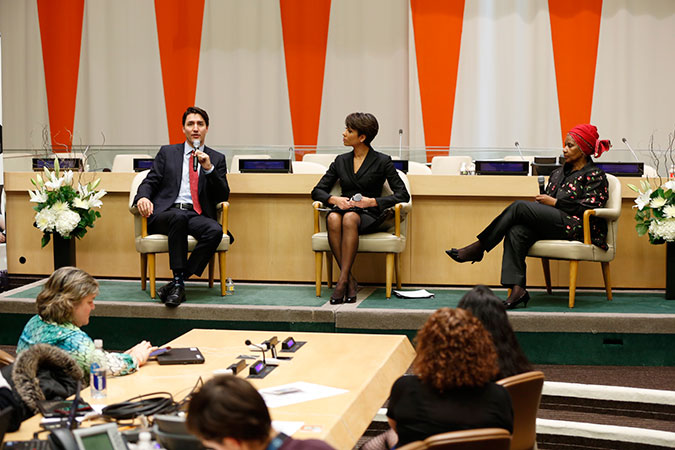 Canadian Prime Minister Justin Trudeau and UN Women Executive Director Phumzile Mlambo-Ngcuka take part in a discussion on gender equality, moderated by Sade Baderinwa, Emmy Award-winning journalist of WABC Channel 7. Photo: UN Women/Ryan Brown
