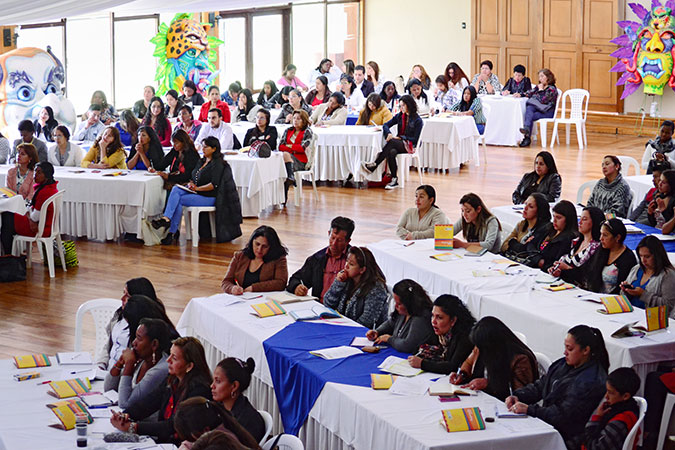 Elected women representatives gather for a summit of new local leaders in Nariño, held on 16-17 December 2015 in Pasto. Photo: UN Women Colombia