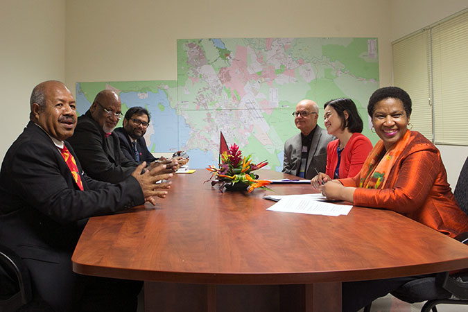 Executive Director Phumzile Mlambo-Ngcuka meets with Mr. Powes Parkop, Governor of the National Capital District, Port Moresby, Papua New Guinea Photo: UN Women/Johaness Terra