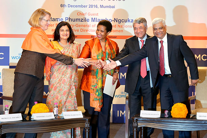 Left to Right Rebecca Reichmann Tavares, UN Women’s Representative for India, Bhutan, Maldives and Sri Lanka; Radhika Nath, President, Ladies' Wing IMC; Phumzile Mlambo-Ngcuka, UN Women Executive Director; Deepak Premnarayen, President of IMC; and Arvind Pradhan, Director General at IMC, after signing the Letter of Proposed Collaboration during the WeUNiTE event on 6 December.Photo by: UN Women/Deepak Malik