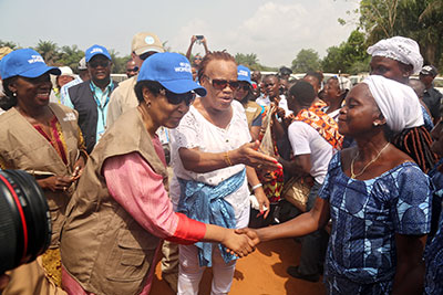 Women in Little Bassa spoke with UN Women Executive Director Phumzile Mlambo-Ngcuka about the impact the Ebola Virus had on the village. Photo: UN Women/Stephanie Raison
