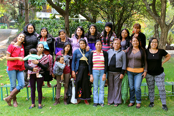 Participants in a workshop for female migrant workers in Chiapas in January 2016. Photo: CIMICH/Rodrigo Barraza