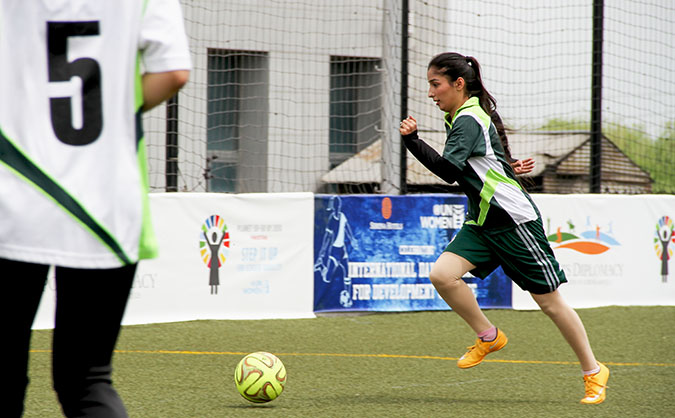 Young women and girls from Pakistan’s National Football Team, Rawalpindi’s Young Rising Stars (YRS), and Ambassadors, Diplomats and UN dignitaries participated in the friendly matches. Photo: UN Women/Atif Mansoor Khan