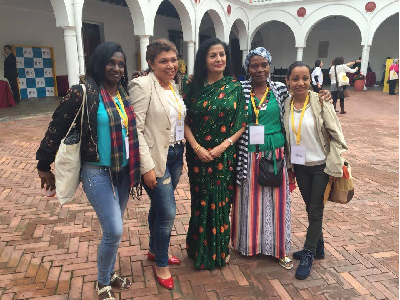 Lakshmi Puri meets civil society leaders in Colombia at CIVICUS event in April 2016. Photo: UN Women