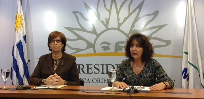 The Minister for Social Development Marina Arismendi and the President of INMUJERES Mariella Mazzotti speak on the new bill. Photo: UN Women
