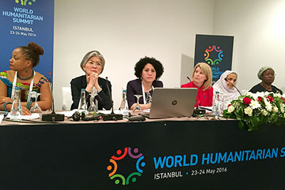 Panellists at the World Humanitarian Summit side event on realizing commitments to gender equality and women's empowerment. Photo: UN Women/Sharon Grobeisen