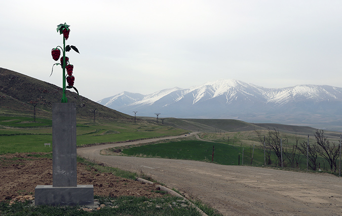 The "raspberry women" of Ashotavan had a monument built for the driver of their new-found economic opportunity. Photo: Green Lane/Armen Sarukhanyan