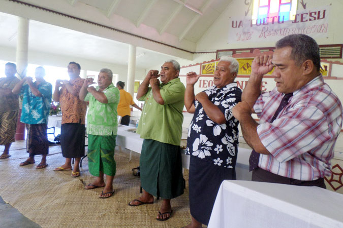 religious and political leaders presenting during a training session conducted by SVSG in Savaia Upolu. Photo: Samoa Victim Support Group/Ame Sene