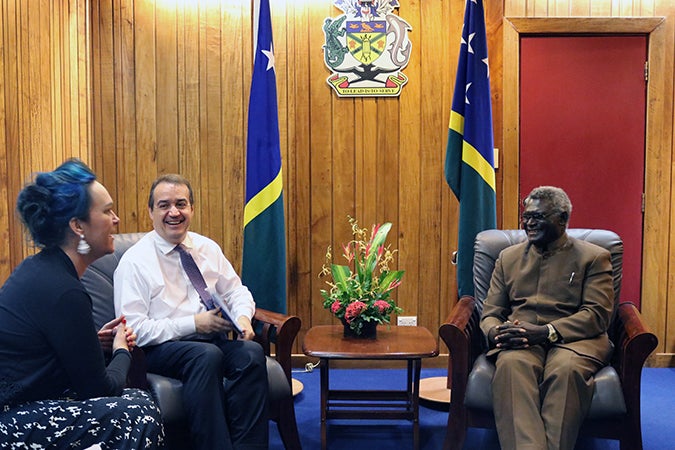 Meeting between UN Women Fiji Multi-Country Office Representative, Aleta Miller (left), UN Women Deputy Executive Director, Yannick Glemarec (centre) and Solomon Islands Prime Minister Manasseh Sogavare. Photo credit: UN Women/Caitlin Clifford 