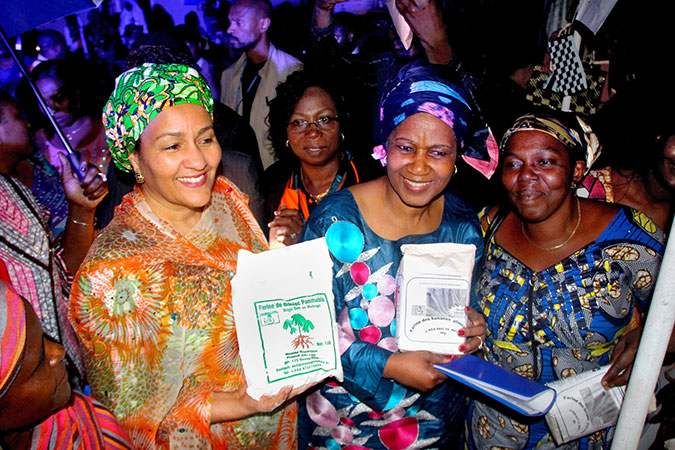 The UN Deputy Secretary-General Amina Mohammed, leading the UN-AU delegation, along with UN Women Executive Director Phumzile Mlambo-Ngcuka, at a special exposition showcasing products made by women beneficiaries of income-generating initiatives. Photo: UN Women