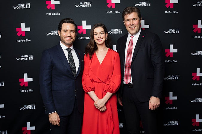 Édgar Ramírez, Actor and UNICEF Goodwill Ambassador, UN Women Goodwill Ambassador Anne Hathaway and Bjarni Benediktsson, Prime Minister of Iceland. Photo: UN Women/Celeste Sloman