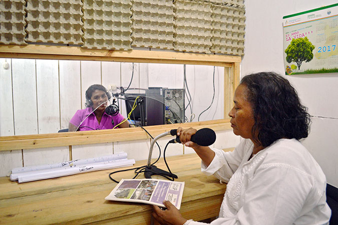 Communicadoras, who are women’s human rights defenders, record programming for the radio programme “Voices of the Women of Wangki Tangni”, a UN Trust Fund–supported programme. Photo: UN Trust Fund/Mildred García.