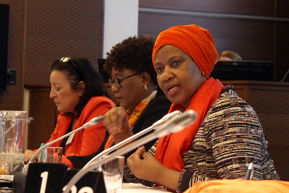UN Women Executive Director Phumzile Mlambo-Ngcuka participates in a round-table discussion. Photo: Christine Jean-Baptiste.