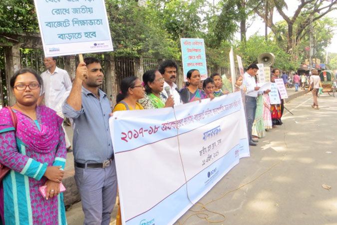 Moni Das participates in a protest in Dhaka demanding increase of budgetary allocation for Dalit Women. Photo: Nagorik Udyog. Photo: Nagorik Udyog