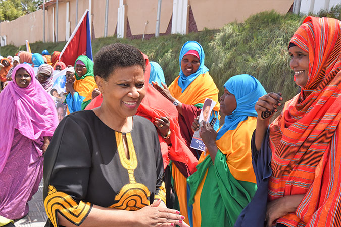 UN Women Executive Director Phumzile Mlambo-Ngcuka met with Somali Women ahead of the commemoration of World Humanitarian Day. Photo: UNSOM