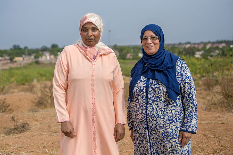 Mahjouba Mhamda and Cherkauia Mhamda. Photo: UN Women/Hassan Chabbi