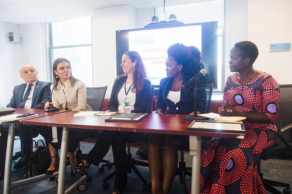 Participants in the celebration of the SDGs and Her Competition winners in New York. Photo: UN Women/Amanda Voisard