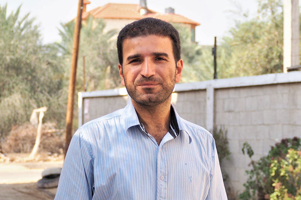 Mossa Abu Taema, one of the 20 first ambassadors of change who persuaded his community members to stop early marriages. Photo: UN Women/Eunjin Jeong