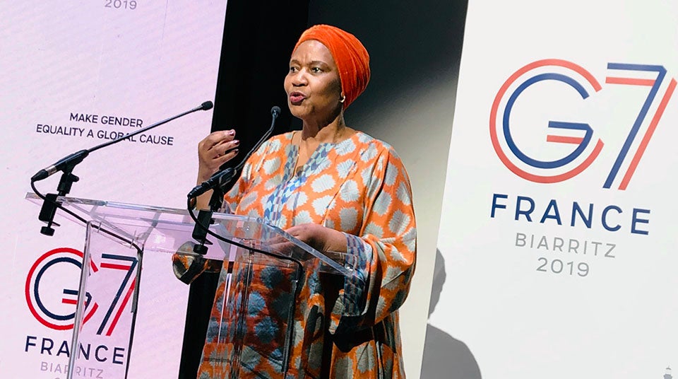 UN Women Executive Director Phumzile Mlambo-Ngcuka speaks at the second meeting of the G7 Gender Advisory Council. Photo: UN Women/Laurence Gillois