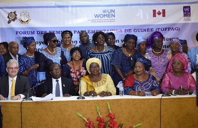 Participants in a UN Women and UNDP workshop on the Gender Parity Law. Photo: UNDP